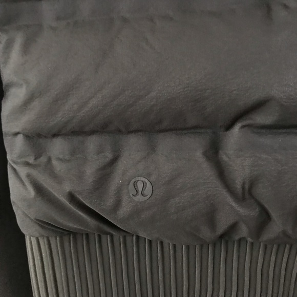 Lululemon Non-Stop Bomber (Reversible) Dark Olive - Picture 3 of 8